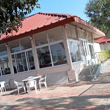 Hotel Haritha , Eegalapenta Srisailam Buitenkant foto